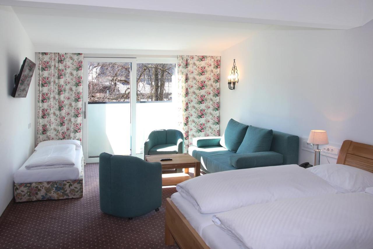 Hotel Lukashansl Hundsdorf  ภายนอก รูปภาพ