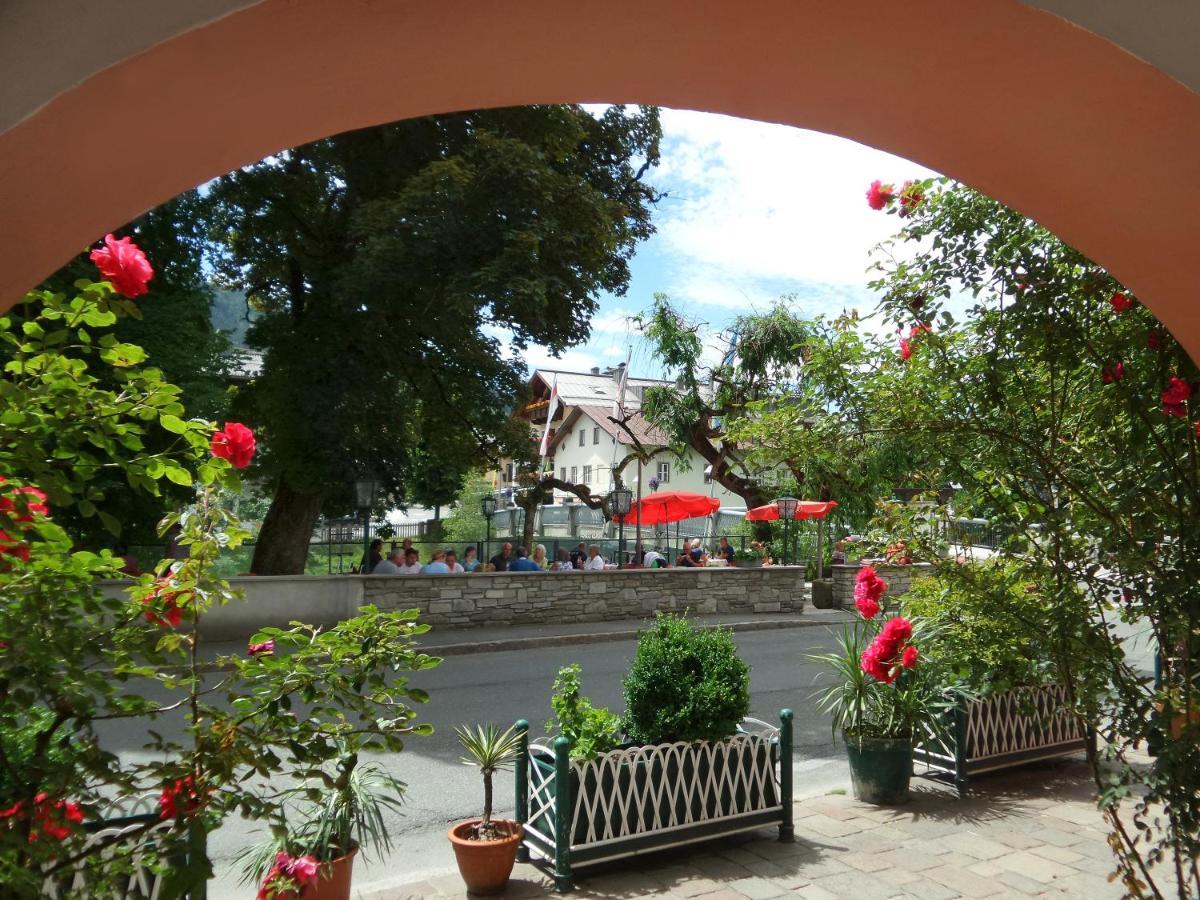 Hotel Lukashansl Hundsdorf  ภายนอก รูปภาพ