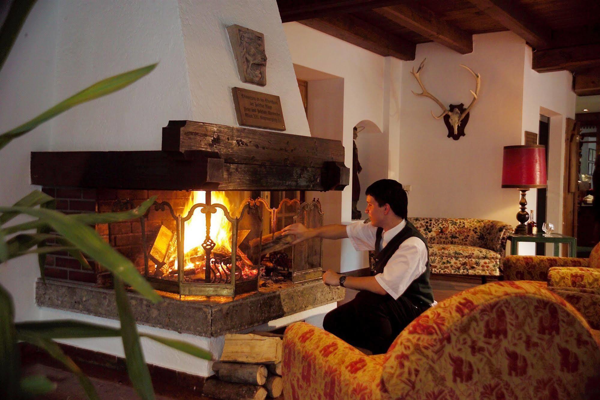 Hotel Lukashansl Hundsdorf  ภายนอก รูปภาพ
